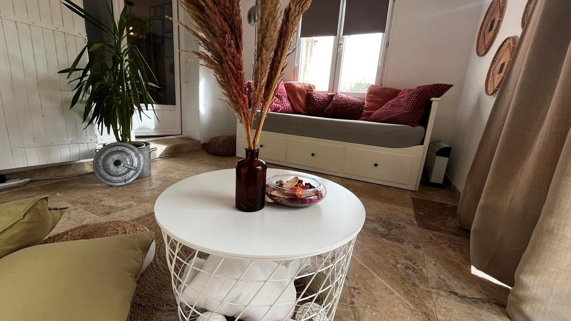 Lägenhet Maison Provencale Au Calme De La Campagne Avec Jacuzzi Aix-en-Provence