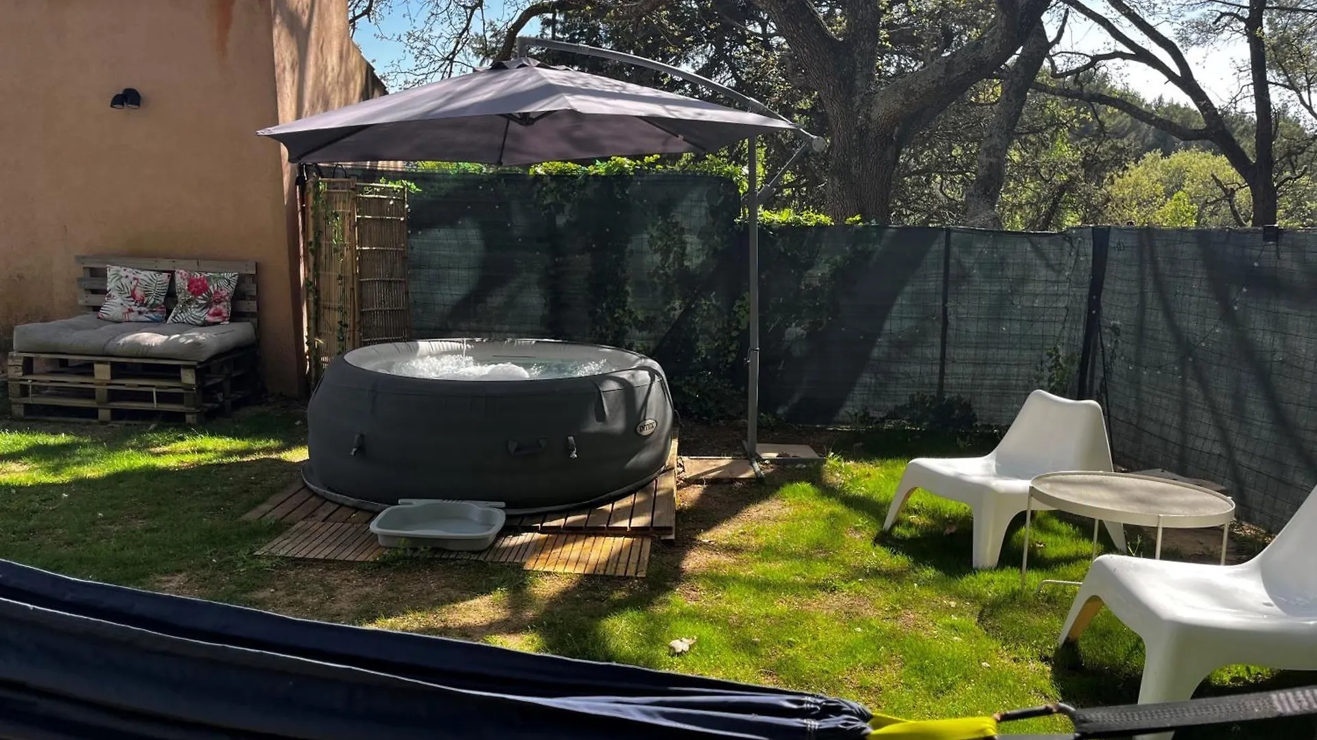 Maison Provencale Au Calme De La Campagne Avec Jacuzzi Aix-en-Provence 0*,