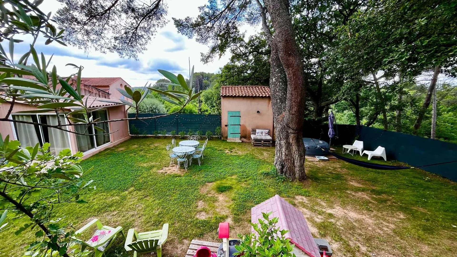 Lägenhet Maison Provencale Au Calme De La Campagne Avec Jacuzzi Aix-en-Provence