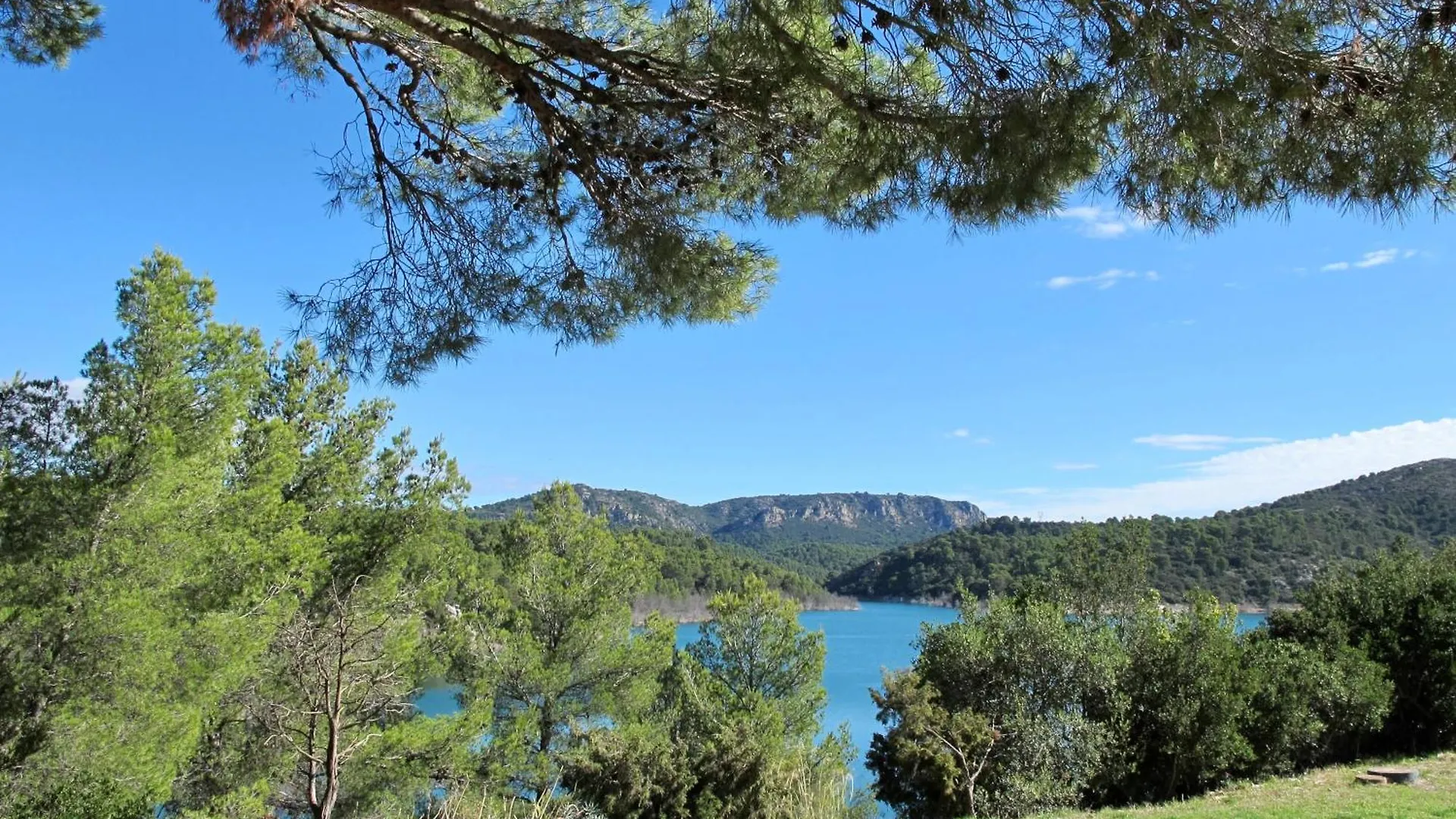 Maison Provencale Au Calme De La Campagne Avec Jacuzzi Aix-en-Provence